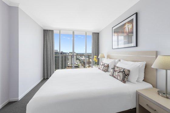 Oaks Brisbane Lexicon Suites Amenities photo