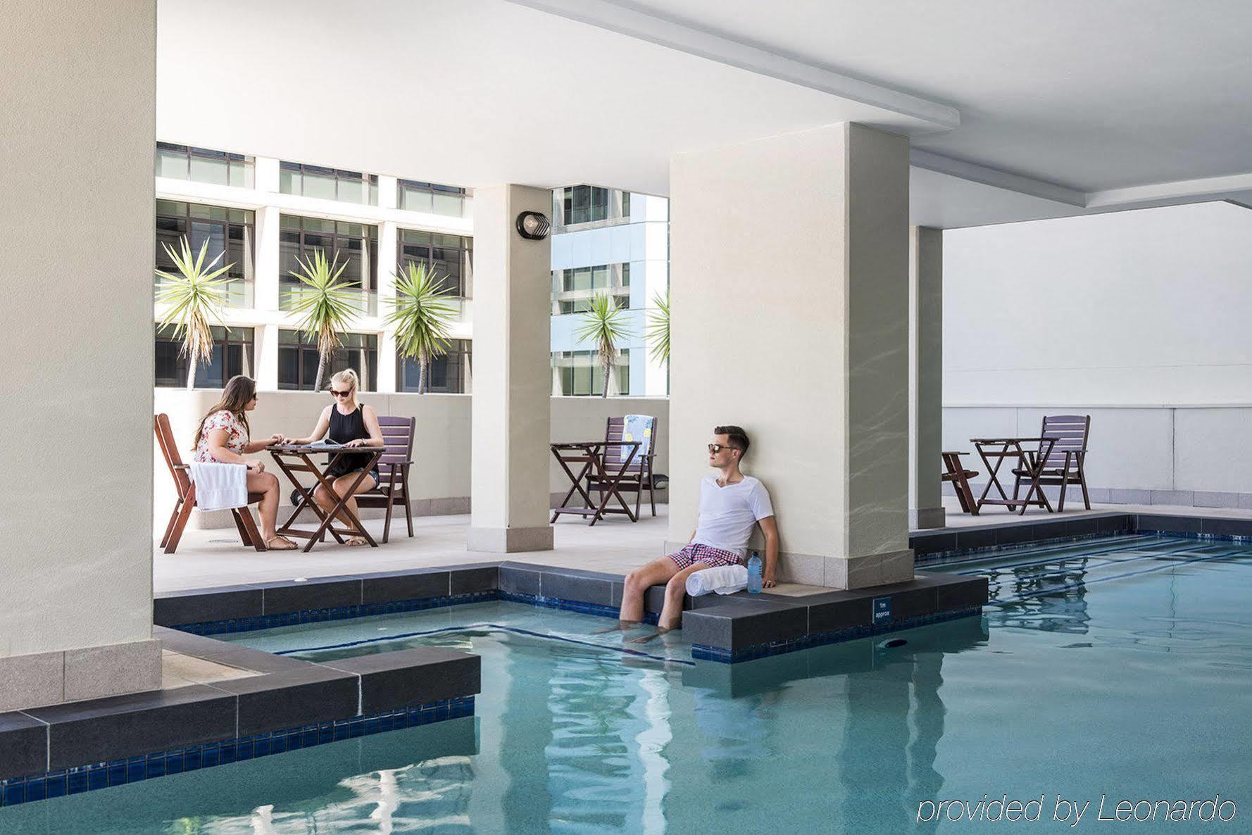 Oaks Brisbane Lexicon Suites Exterior photo