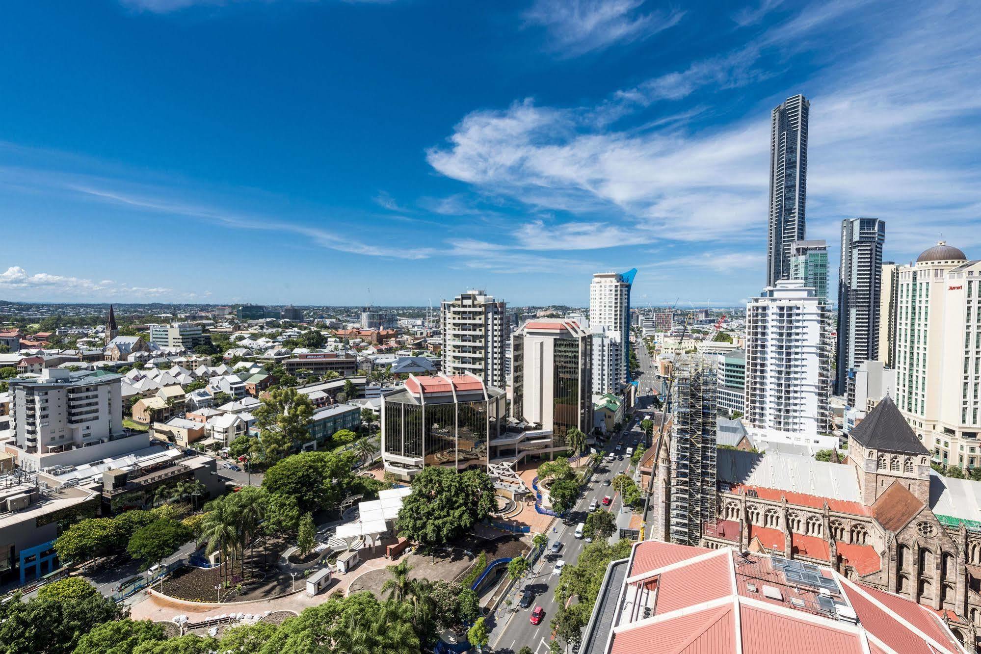 Oaks Brisbane Lexicon Suites Exterior photo