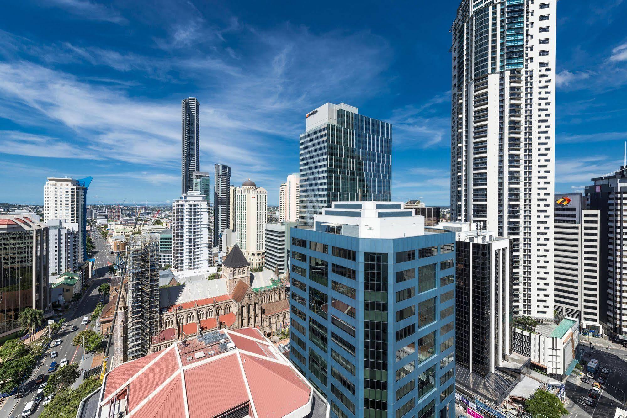 Oaks Brisbane Lexicon Suites Exterior photo
